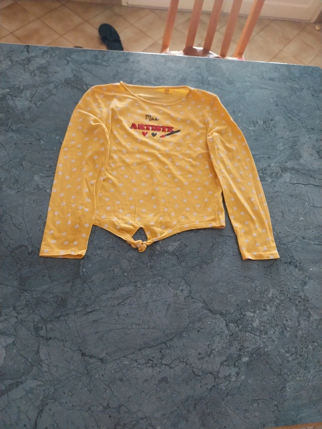 T-shirt manche longue T.8ans